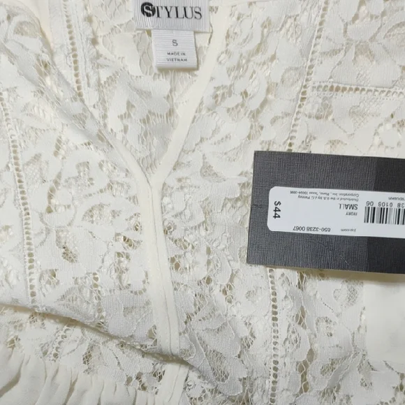 Ivory Lace Princess Blouse W Silky Cami Set - Picture 8 of 8